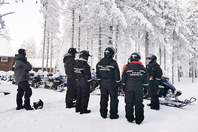 1-Hour Snowmobile Safari Experience - The 200-meter walk to the machines and what to watch for