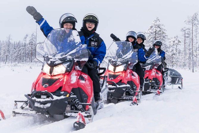 Arctic Circle Snowmobile Safari for Beginners in Rovaniemi - Pickup in Rovaniemi: getting to Santa Claus Village without wasting daylight