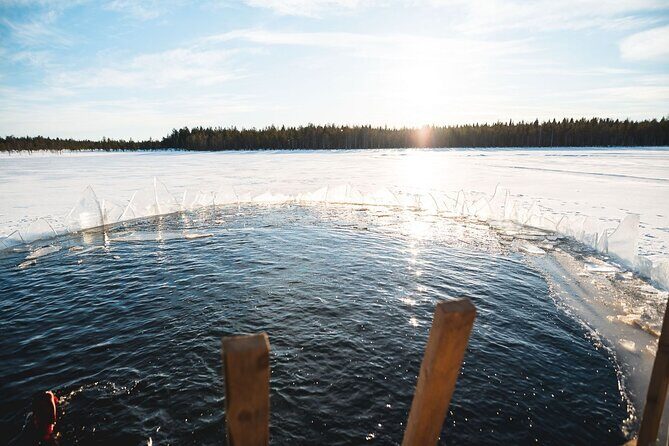 Daytime Arctic Ice-Floating in Rovaniemi, Small-Group - The Cabin Break: Hot Drinks, Cookies, and Snacks by the Fire