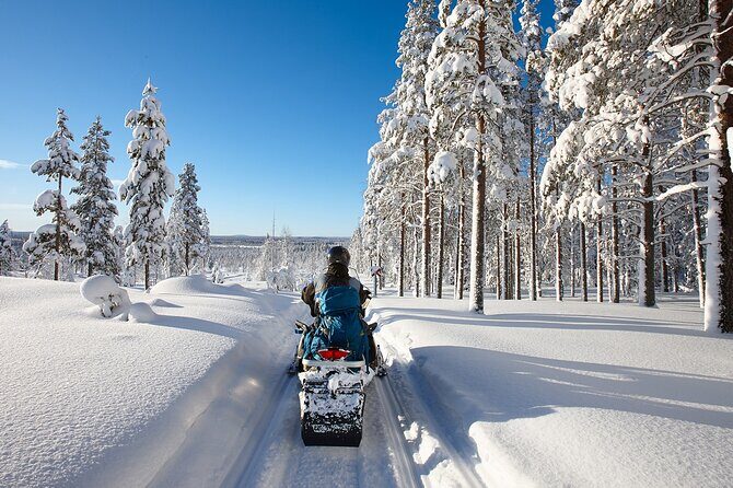 Easy Snowmobile Safari - Why an easy snowmobile safari works so well in Rovaniemi