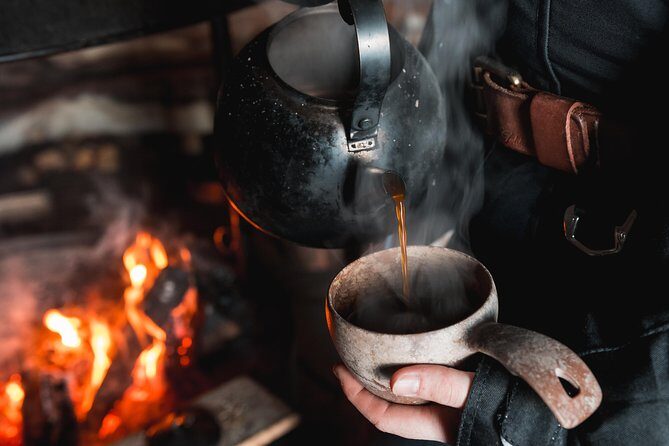 Evening Escape - Snowmobile safari and campfire in Rovaniemi - Snowmobile training, licenses, and what happens if you do not drive