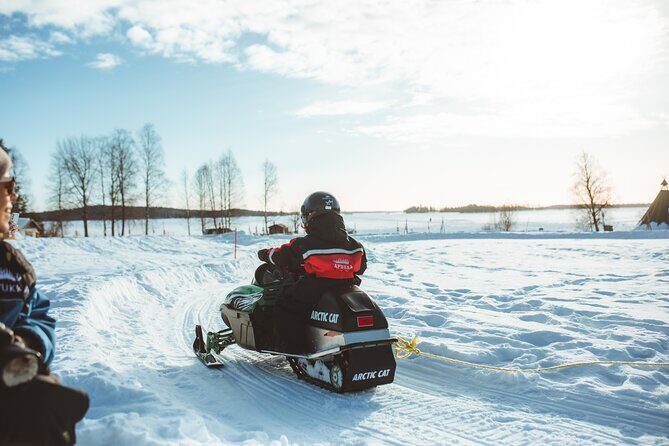 Family Snowmobiling in Rovaniemi, Apukka Resort - How the Safari Works: Sleds, Guides, and Mini-Snowmobiles
