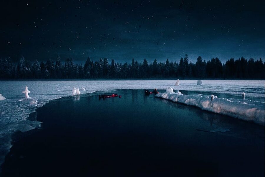 From Rovaniemi: Ice Floating under Aurora Borealis - Your 3-hour flow: from Rovaniemi pickup to the lake (no guesswork)