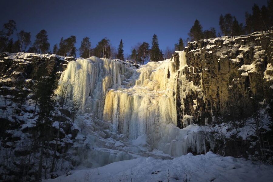 From Rovaniemi: Korouoma Frozen Waterfalls Small-Group Hike - Time on the Clock: How the 6 Hours Adds Up