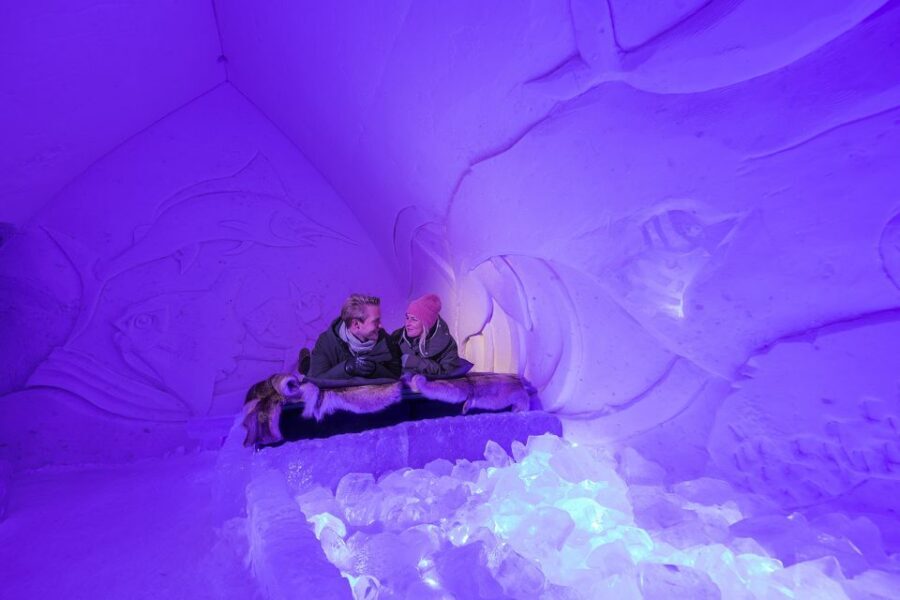 From Rovaniemi: SnowHotel Visit with Ice Restaurant Dinner - Dinner in the Ice Restaurant: local flavors in a completely cold setting