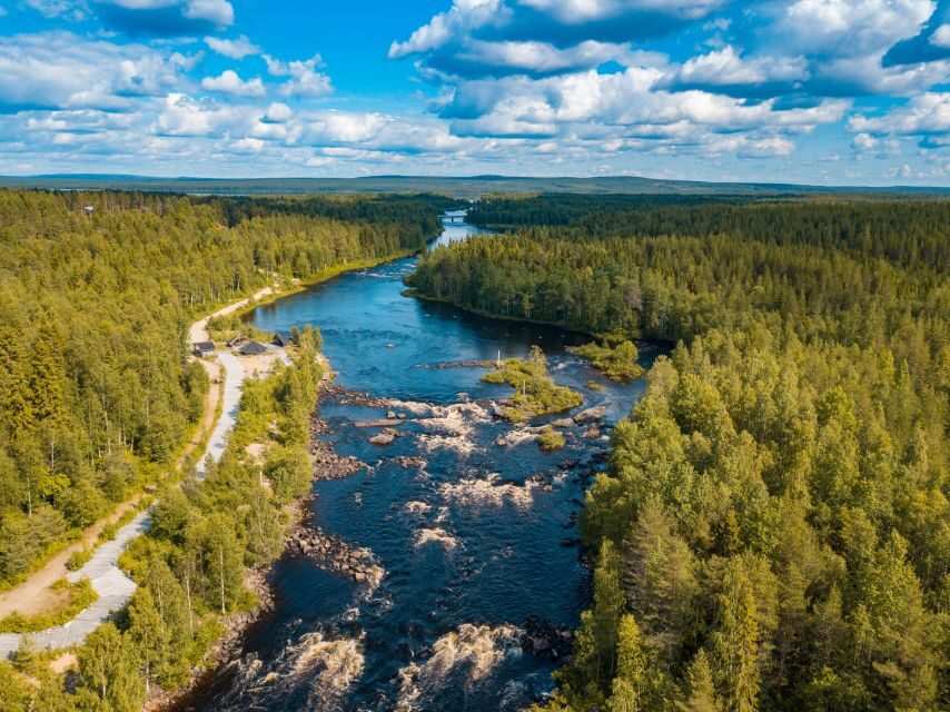 From Rovaniemi: Vikaköngäs Forest Hiking Tour - Group size, pacing, and the guide experience