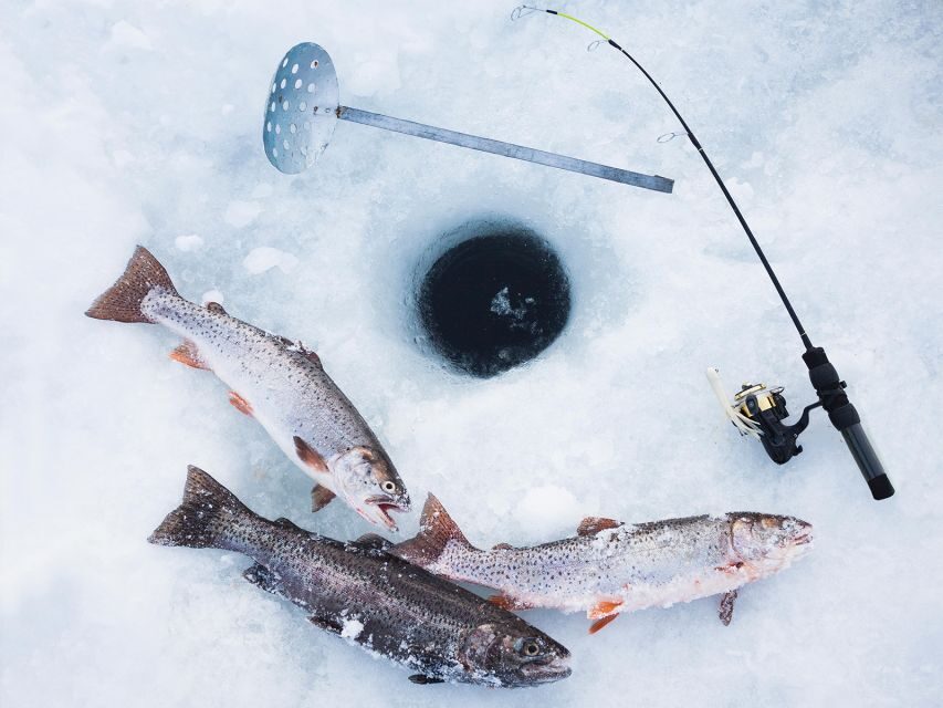 ICE FISHING experience - One Hour on the Ice: Patience Is the Real Skill