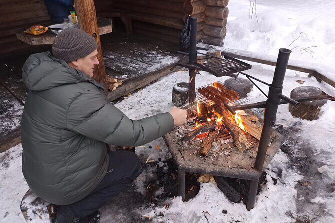 Korouoma Canyon: Frozen Waterfalls Hike & BBQ Experience - The hike itself: from Hannunkallio to the Korojoki banks on snow