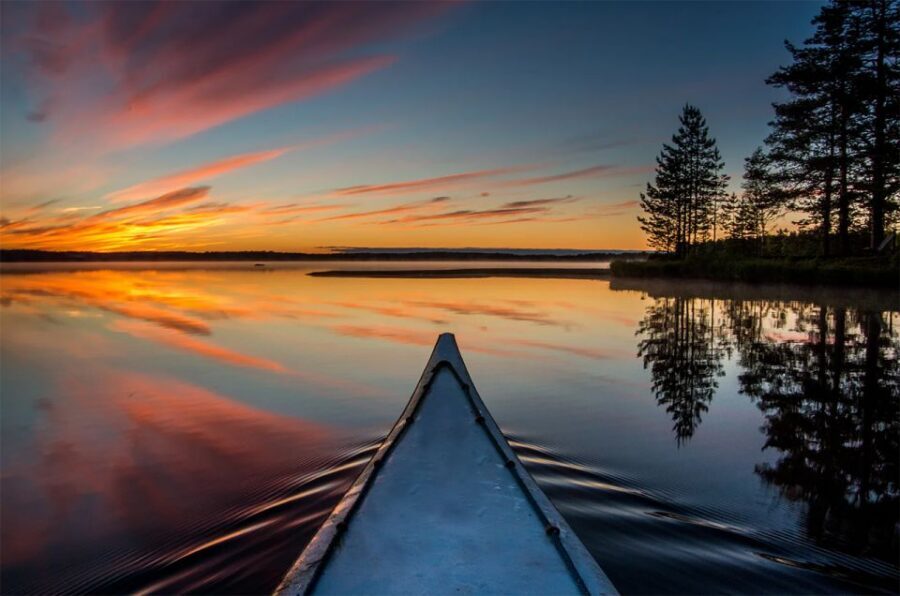 Lapland: Canoeing Trip with Reindeer and Husky Farm Tour - The Trip Through Forest to the Lake: Why the Timing Works