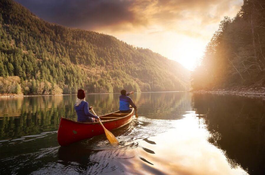 Lapland: Canoeing Trip with Reindeer and Husky Farm Tour - Small-Group Pace and Your Guide: How the Day Stays Personal