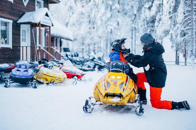 Lapland Family Snowmobile Safari from Rovaniemi - Getting geared up: what thermal clothing inclusion really means