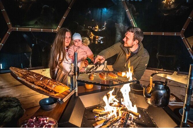 Northern Lights dinner in a Glass Igloo - Glass Igloo Dining in Rovaniemi’s Lapland Forest