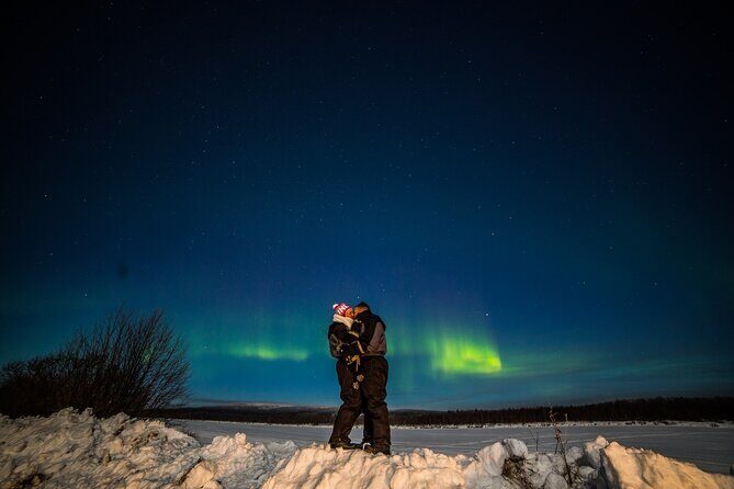 Northern Lights Hunt Including Snacks on Campfire from Rovaniemi - Group Size (Max 15) and What That Changes for Your Viewing
