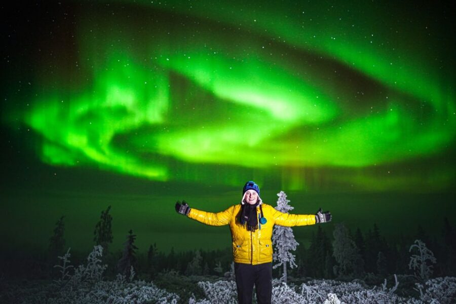 Northern Lights Hunting Adventure in Lapland - The Waiting Game: Hot Drinks, Light Snacks, and Short Fire Time