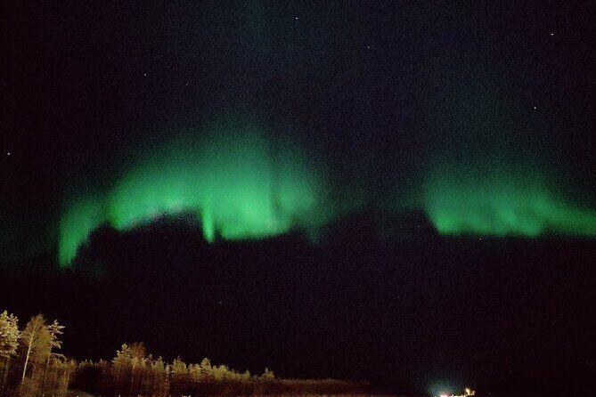 Northern Lights Hunting in Rovaniemi, Finland - How the Hunt Actually Feels: Weather, Darkness, and Patience