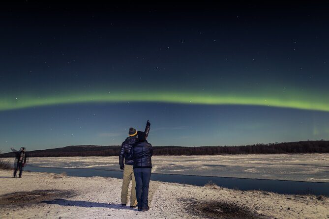 Northern lights hunting photo tour with bbq; small groups - How the Guide Actually Improves Your Chances (Even When Weather Won’t Cooperate)