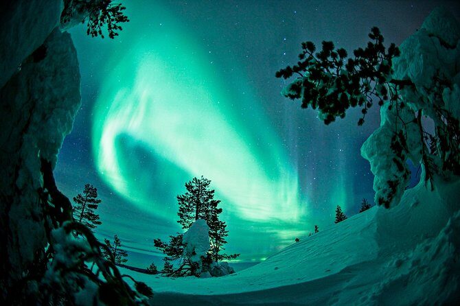 Northern Lights Snowmobile Driving Safari - Stuck in the Van: How Transport Time Impacts Your Night