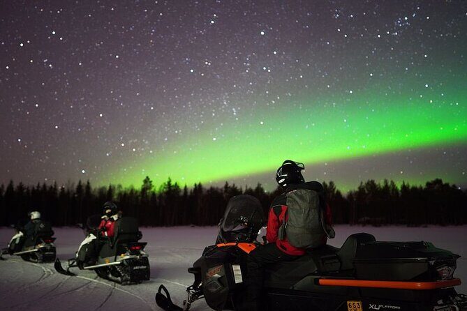 Northern Lights Snowmobile Hunt - Getting Your Gear Right Before You Head Out