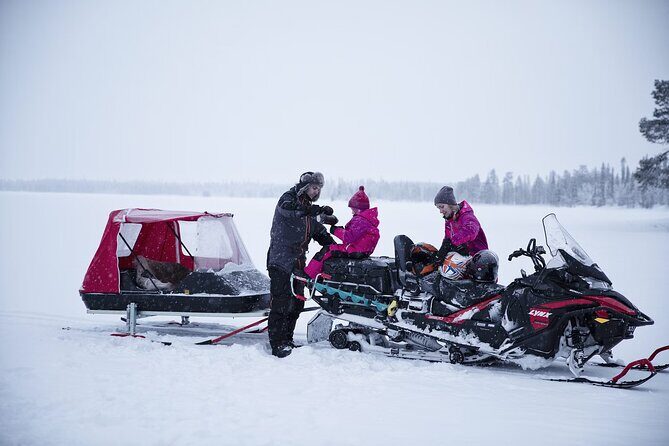 Northern Lights Snowmobile Sledge Ride in Rovaniemi - Twilight Matters: The start time that sets the tone for the whole night