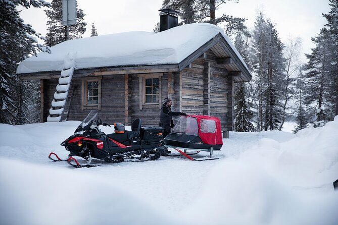 Northern Lights Snowmobile Sledge Ride in Rovaniemi - Getting to Wild About Lapland (and why location matters more than you think)