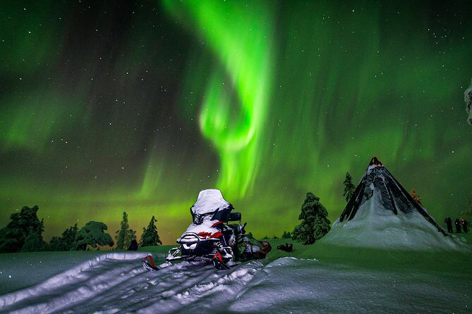 Northern Lights Snowmobile Sleigh Ride - The Summit Watchtower: Why a 360-Degree View Is Worth the Climb