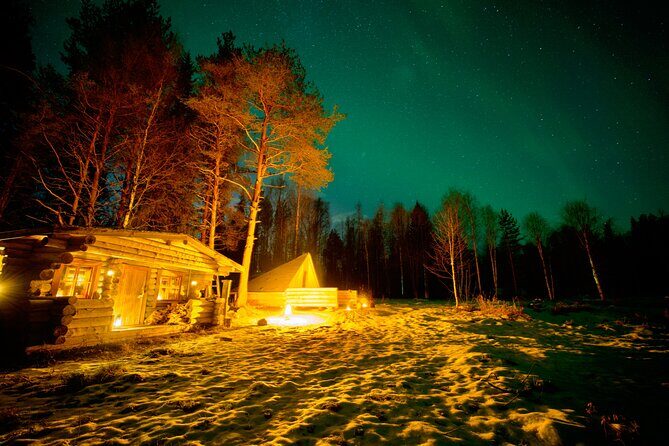 Northern Lights Tour in Atmospheric Cottage - Warmth and gear: boots and thermal overalls included