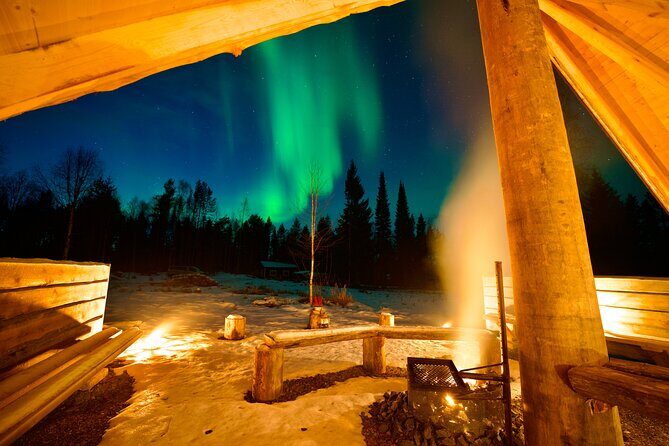 Northern Lights Tour in Atmospheric Cottage - Languages and who guides you through the night