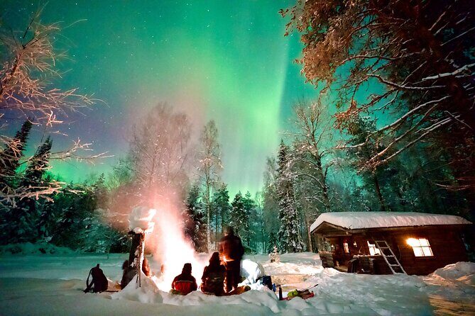 Northern Lights Tour in Atmospheric Cottage - What your 3-hour aurora evening looks like