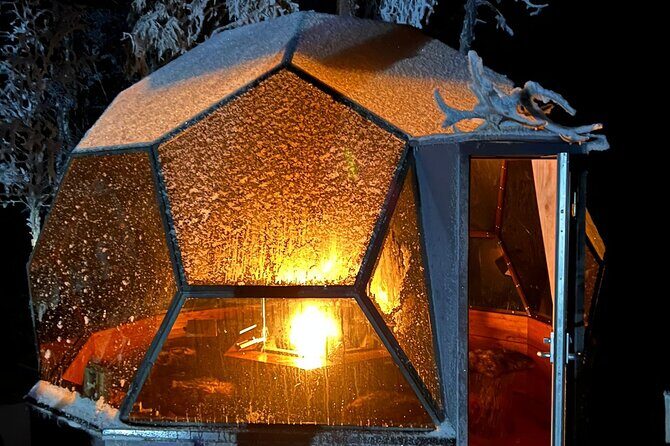 PRIVATE Glass Igloo Dinner Under Northern Lights - Rovaniemi glass igloo dinner: why this setup works