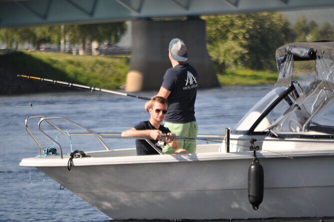 Private Guided Fishing Boat Tour in Rovaniemi - The Ounas River trolling experience: what fishing feels like here