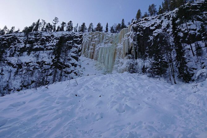 Private Korouoma Canyon Tour - Picnicking by a Fireplace: Snacks, Coffee/Tea, and Warm Breaks