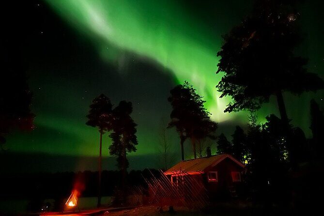 Private Northern Lights Expedition by Lapland's Experienced Team - The campfire Finnish meal: more than a snack