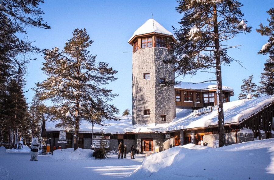 Ranua Wildlife Park Guided Tour from Rovaniemi - Getting from Rovaniemi to Ranua: pickup, bus/minibus, and real timing