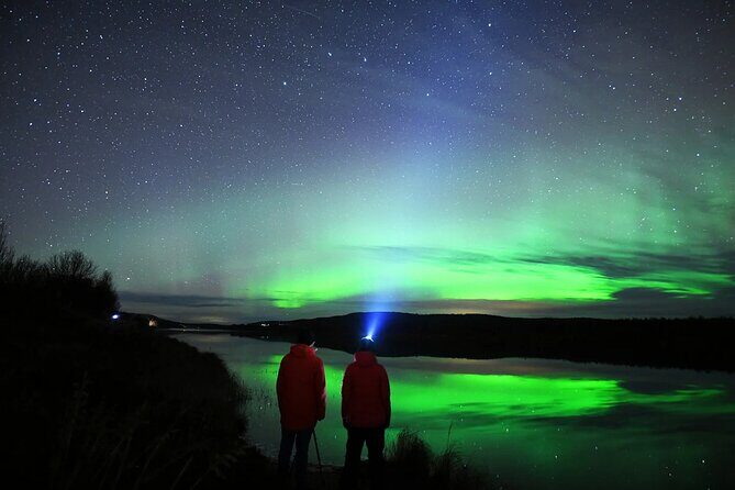 Reflections of the Northern Lights - What happens while you wait: skies, direction, and photo tips