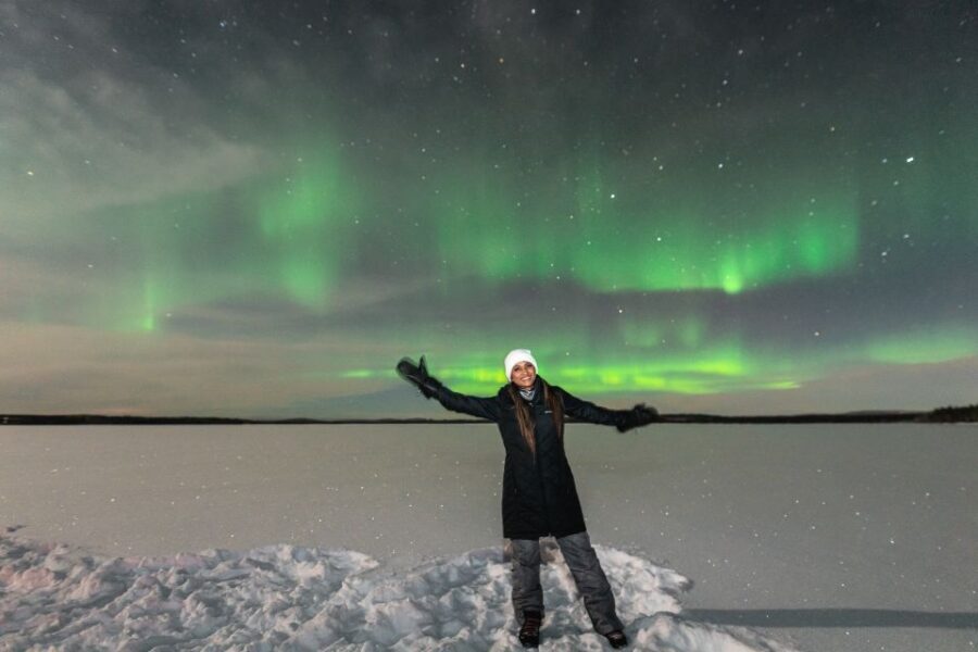 Rovaniemi: Aurora Borealis Hunting Photo Tour - Warm gear, gingerbread cookies, and how the route is planned