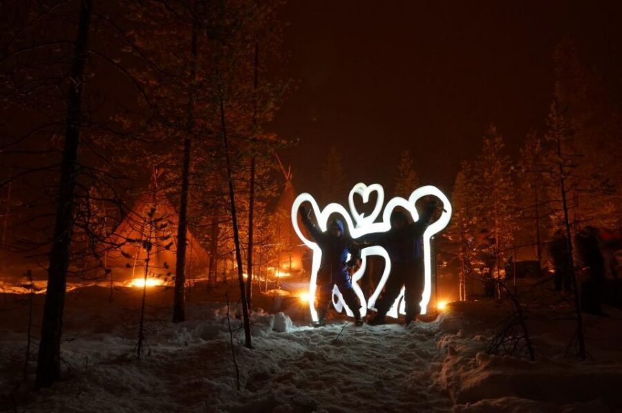 Rovaniemi: Aurora Borealis Hunting Photo Tour - Price and value: is $140 per person worth it?