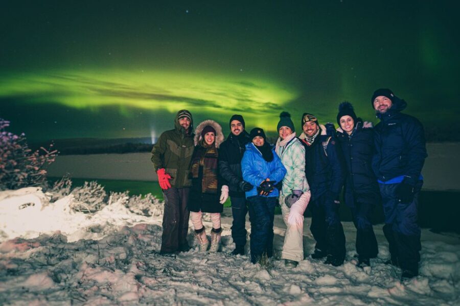 Rovaniemi: Aurora Borealis Tour - Quick booking checklist for a smooth pickup and better shots