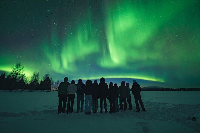 Rovaniemi: Aurora Hunt with Photograph & money back guarantee - How the hunt works: forecasting, then cloud-hunting driving