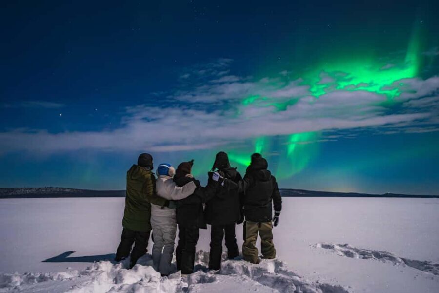 Rovaniemi: Discover the Northern Lights Photography Tour - The Route: Pickup, Secret Stops, and Arctic Camp Time