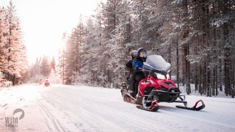 Rovaniemi: Easy Snowmobile Safari - Quick Practical Tips: Get Better Photos and Fewer Stumbles