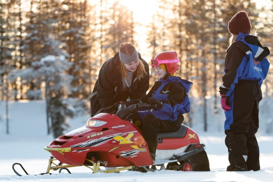 Rovaniemi: Family Snowmobile Trip with Guide and Picnic - The 4-hour day flow (with the part that really matters)