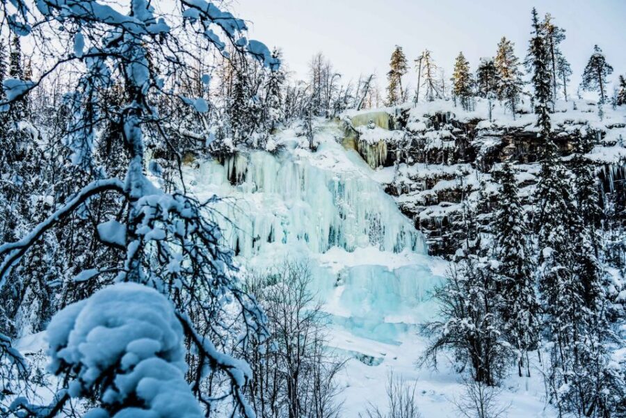 Rovaniemi: Frozen Waterfalls of Korouoma Canyon & Pro Photos - What the Lean-To Stop Is Really For (It’s Not Just Lunch)