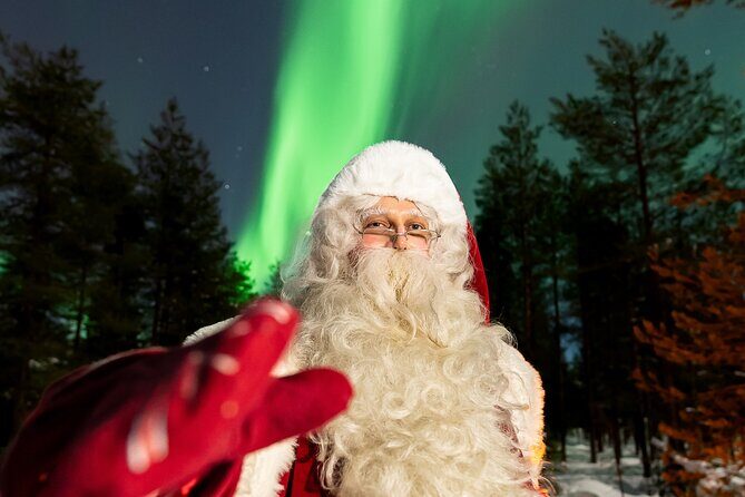 Rovaniemi: Genuine Aurora Hunting with Unlimited Pro Photos - Driving for the Right Spot: Finnish and Swedish Lapland Hunting