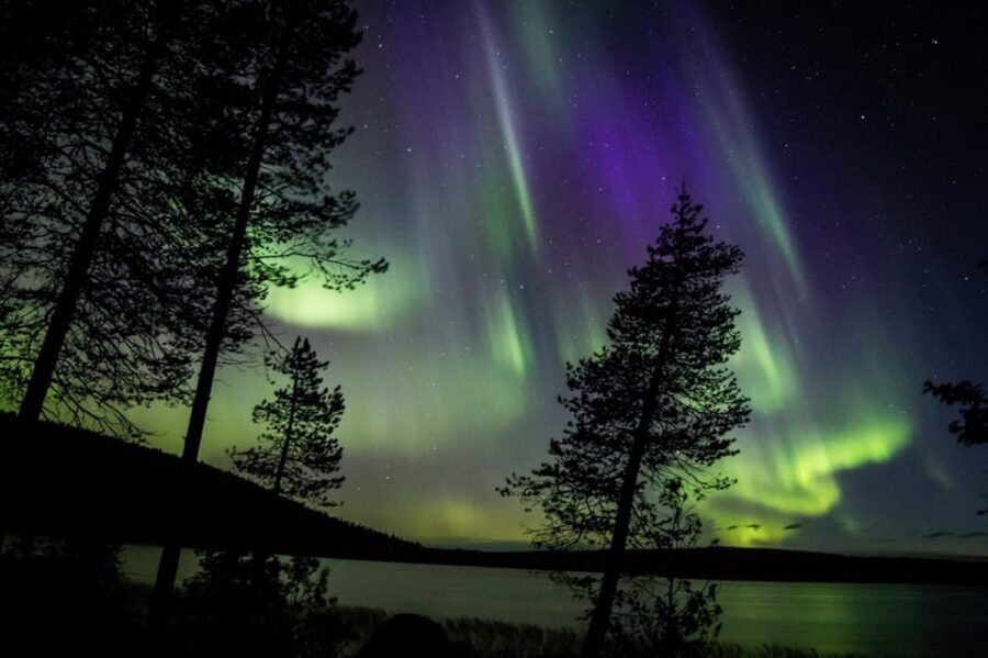 Rovaniemi: Guaranteed Aurora Hunting Tour with Local Guide - Photo Stops, Guidance, and the Reality of Faint Auroras