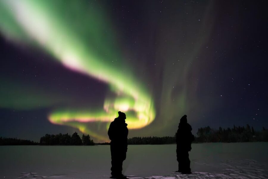 Rovaniemi: Guaranteed Ultimate Aurora Hunt with Photographer - Aurora hunting in Rovaniemi: what makes this setup different