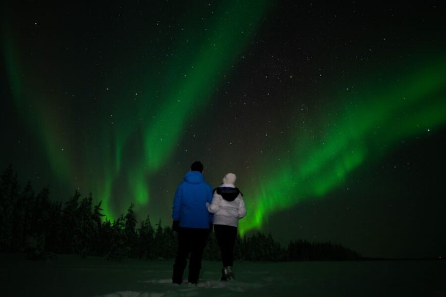 Rovaniemi: Guided Northern Lights Tour - The 2-hour flow: pickup, gear, then out to the hunting zones