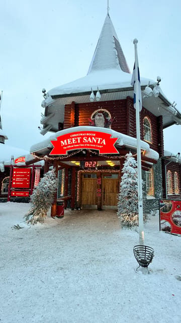 Rovaniemi: Guided Tour of Santa Claus Village - Why this guided Santa Claus Village tour works (and saves your day)