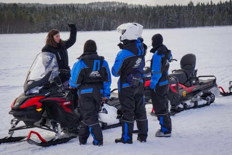 Rovaniemi: Guided Wilderness Snowmobile Safari & Barbeque - Price and value: what $124 buys you in Rovaniemi
