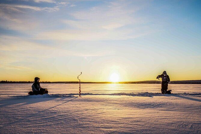 Rovaniemi: Ice Fishing from Private Lakefront Property & BBQ - Pickup and timing: how not to miss the start