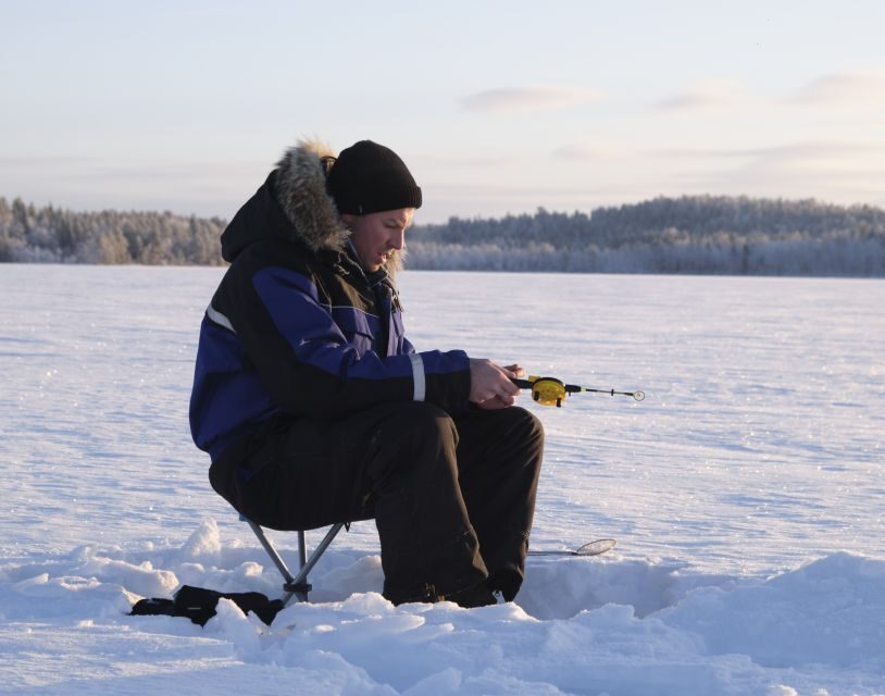 Rovaniemi: Ice-Fishing like a Finn - Gear and first steps: staying warm while you drill the hole